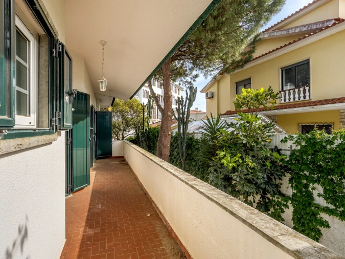 Moradia T6 para Venda em Carcavelos e Parede Foto 38