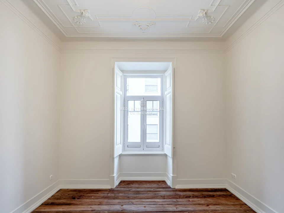 Apartamento T3 para Venda em Campo de Ourique Foto 33