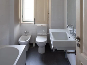 Apartamento T3 para Venda em Campo de Ourique