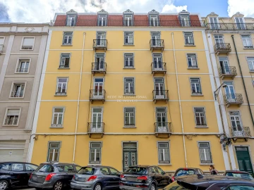 Apartamento T3 para Venda em Campo de Ourique