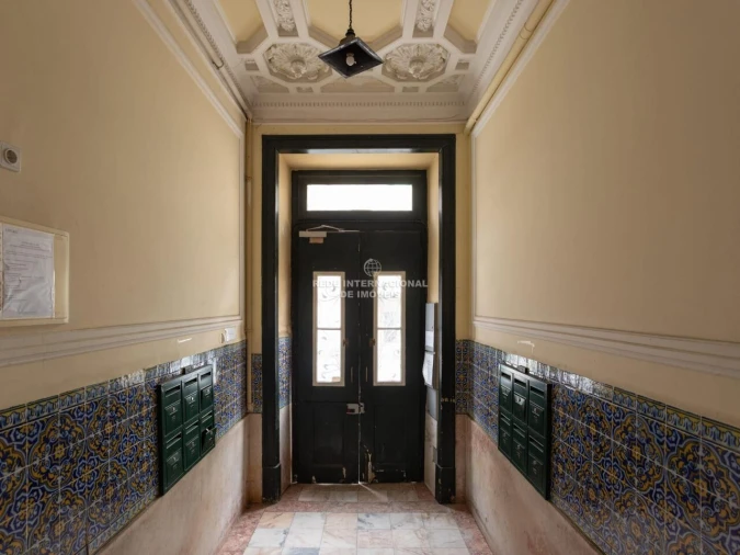 Apartamento T3 para Venda em Campo de Ourique Foto 17