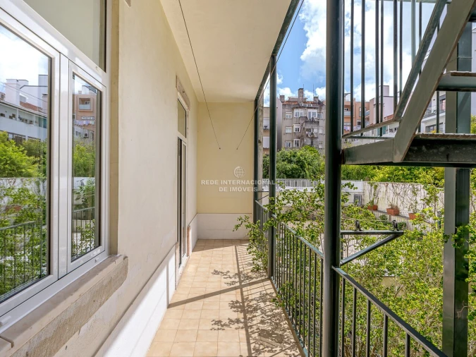 Apartamento T2 para Venda em Campo de Ourique Foto 19