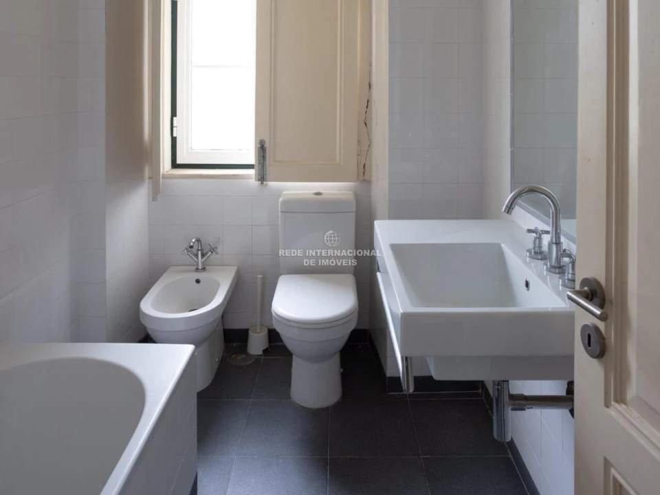 Apartamento T2 para Venda em Campo de Ourique Foto 11