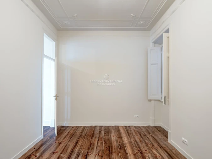 Apartamento T2 para Venda em Campo de Ourique Foto 39