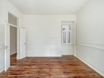 Apartamento T2 para Venda em Campo de Ourique