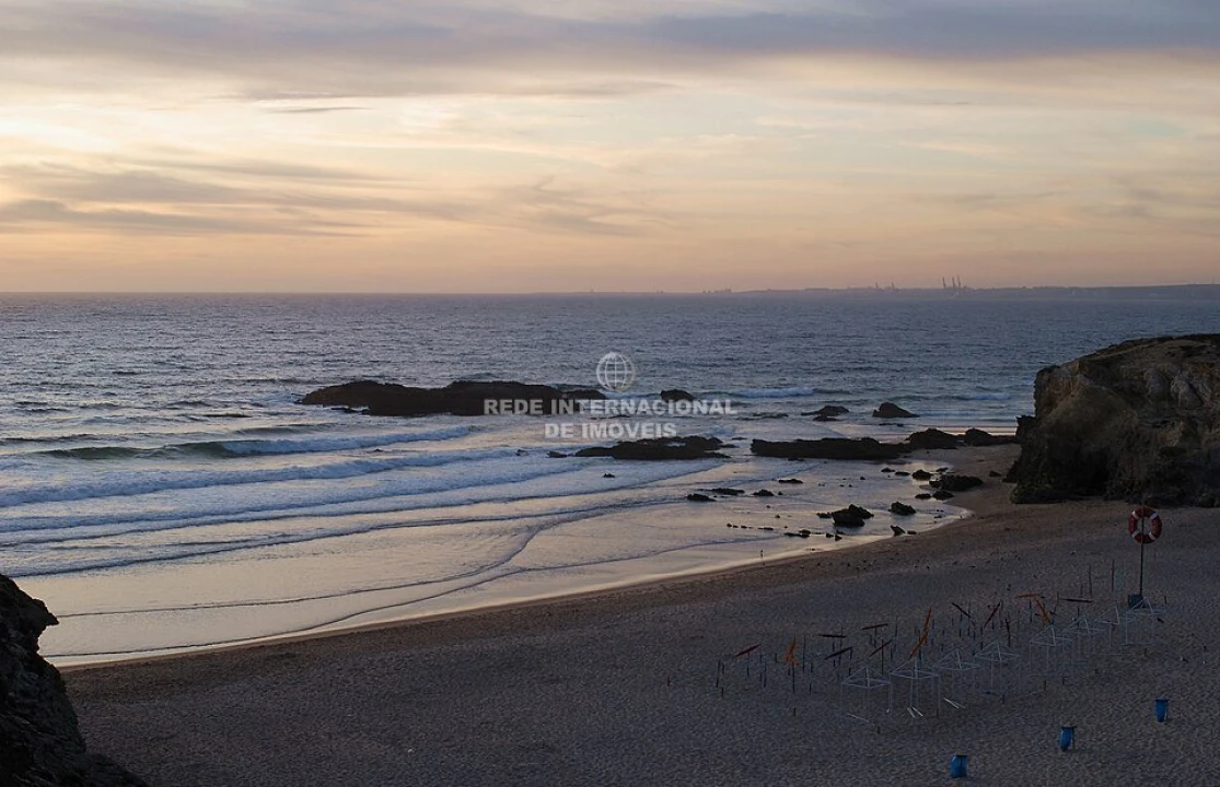 Apartamento T1 para Venda em Porto Covo Foto 11