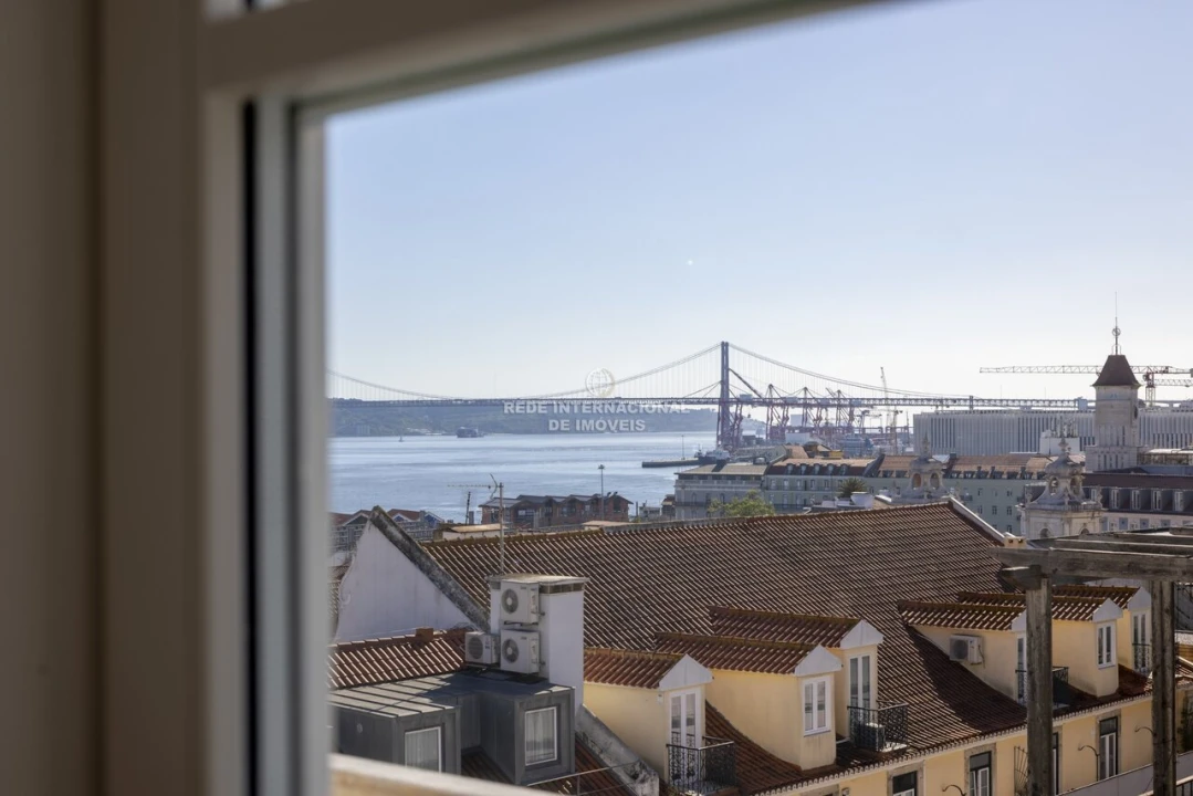 Apartamento T0 para Venda em Misericórdia Foto 16
