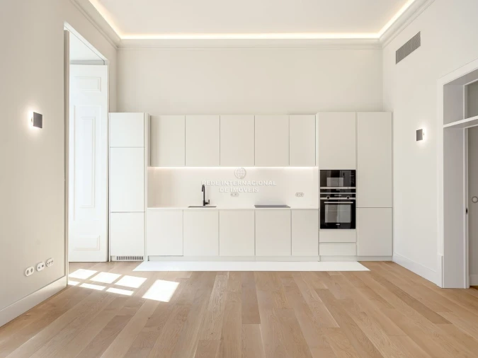 Apartamento T0 para Venda em Misericórdia Foto 22