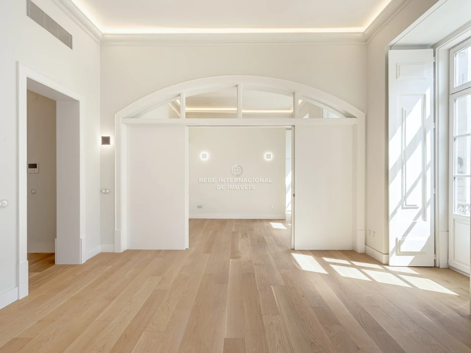 Apartamento T1 para Venda em Misericórdia Foto 5