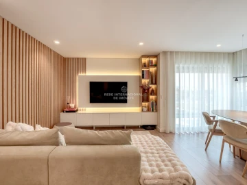 Apartamento T3 para Venda em Moscavide e Portela