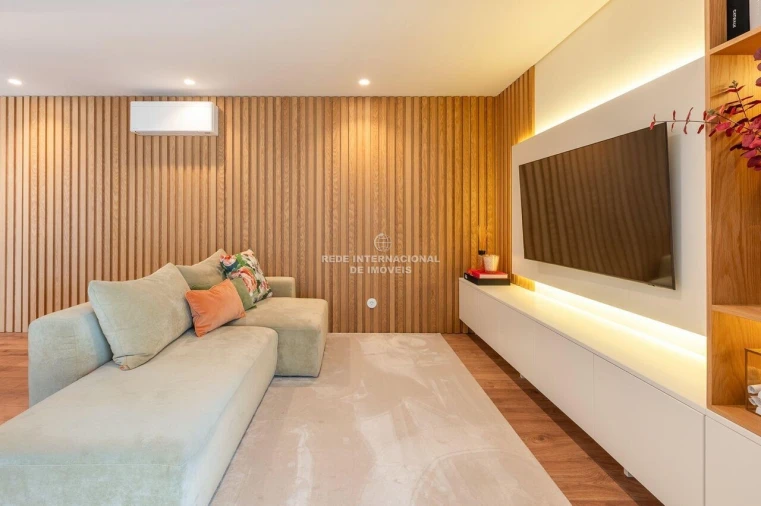Apartamento T3 para Venda em Moscavide e Portela Foto 11