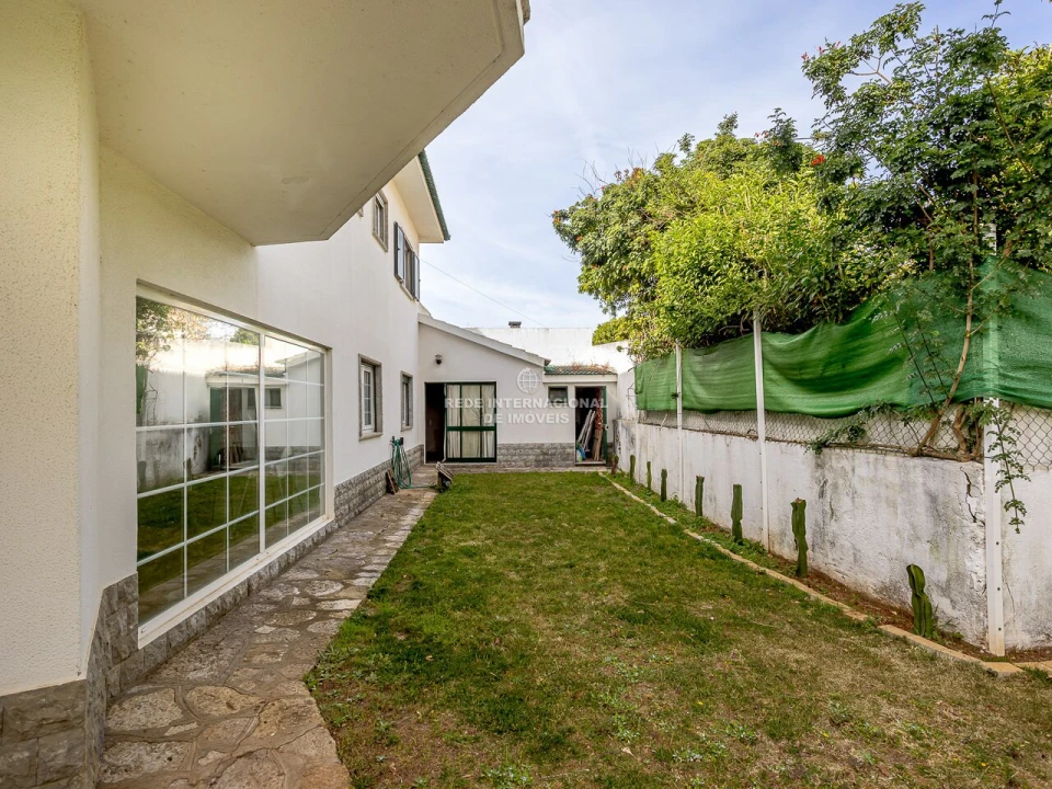 Moradia T6 para Venda em Carcavelos e Parede Foto 2