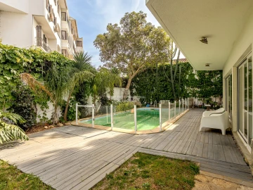 Moradia T6 para Venda em Carcavelos e Parede