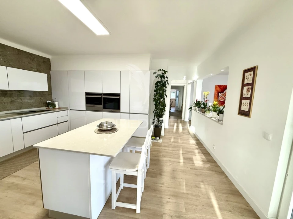 Moradia T9 para Venda em Loule (São Sebastião) Foto 38