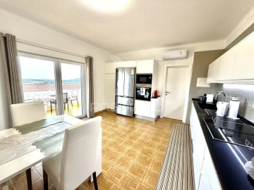 Moradia T9 para Venda em Loule (São Sebastião)