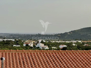 Moradia T9 para Venda em Loule (São Sebastião)
