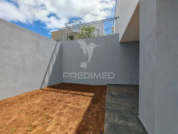 Moradia T3 para Venda em Santa Cruz