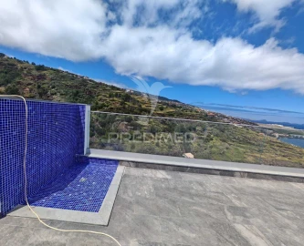 Moradia T3 para Venda em Santa Cruz