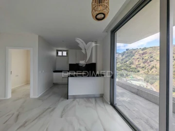 Moradia T3 para Venda em Santa Cruz