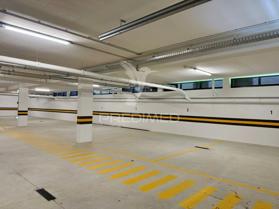 Apartamento T4 para Venda em Leiria, Pousos, Barreira e Cortes Foto 27