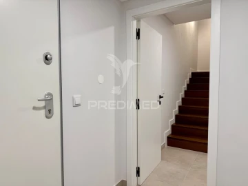 Apartamento T4 para Venda em Leiria, Pousos, Barreira e Cortes