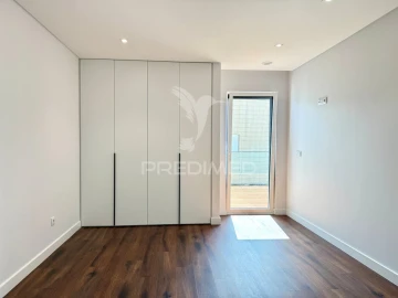 Apartamento T4 para Venda em Leiria, Pousos, Barreira e Cortes