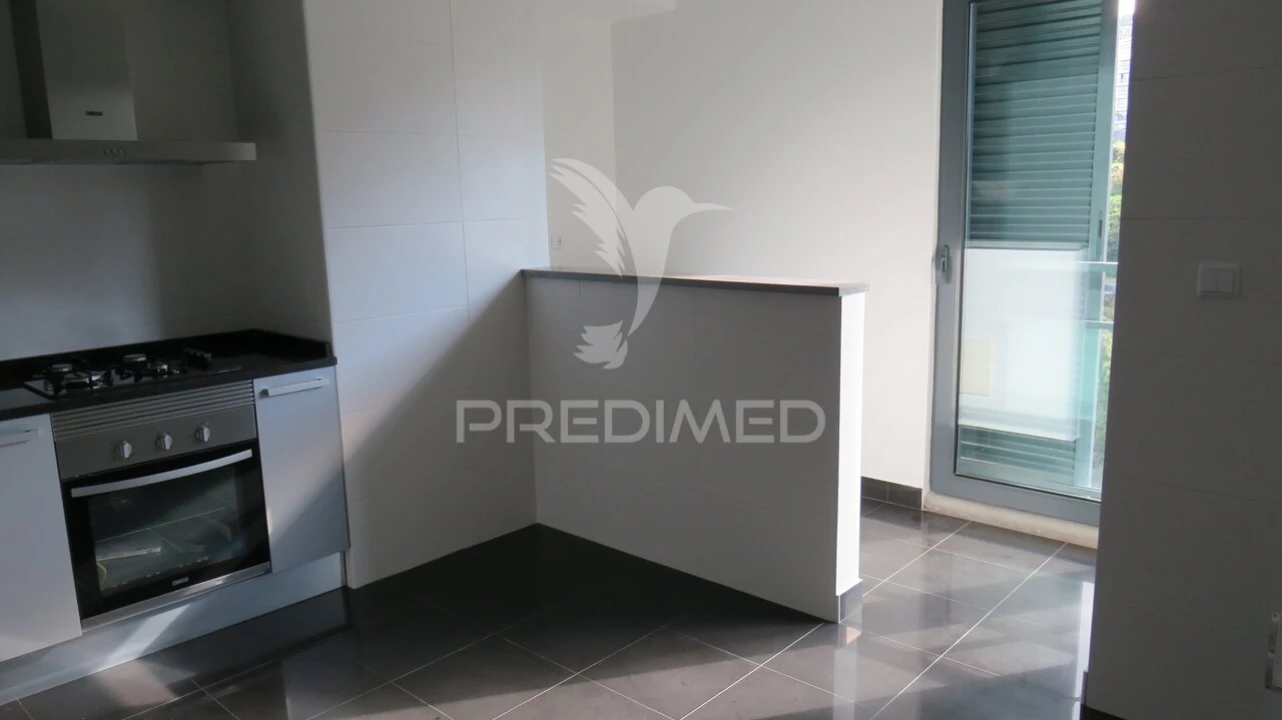 Apartamento T4 para Venda em São Martinho Foto 6