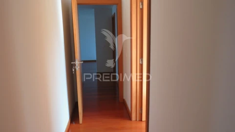 Apartamento T4 para Venda em São Martinho