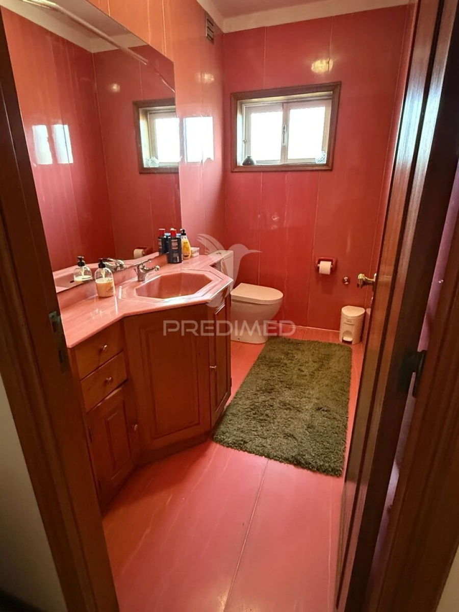 Moradia T3 para Venda em Arvore Foto 14