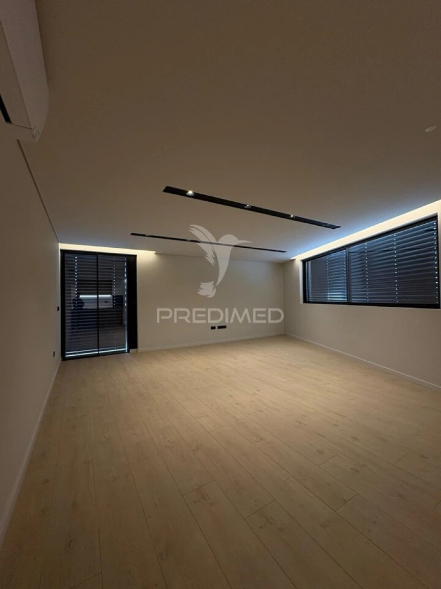 Apartamento T4 para Venda em Gondomar (São Cosme), Valbom e Jovim Foto 19