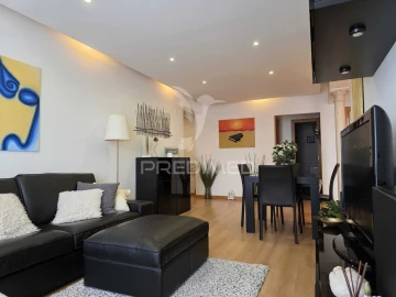 Apartamento T3 para Venda em Moscavide e Portela