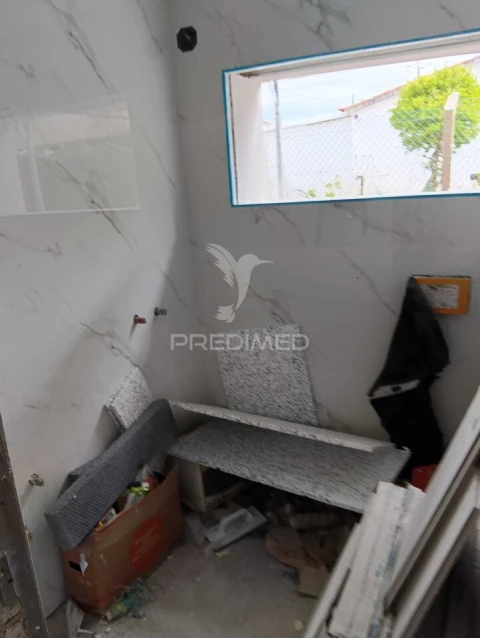 Moradia T3 para Venda em Fernao Ferro