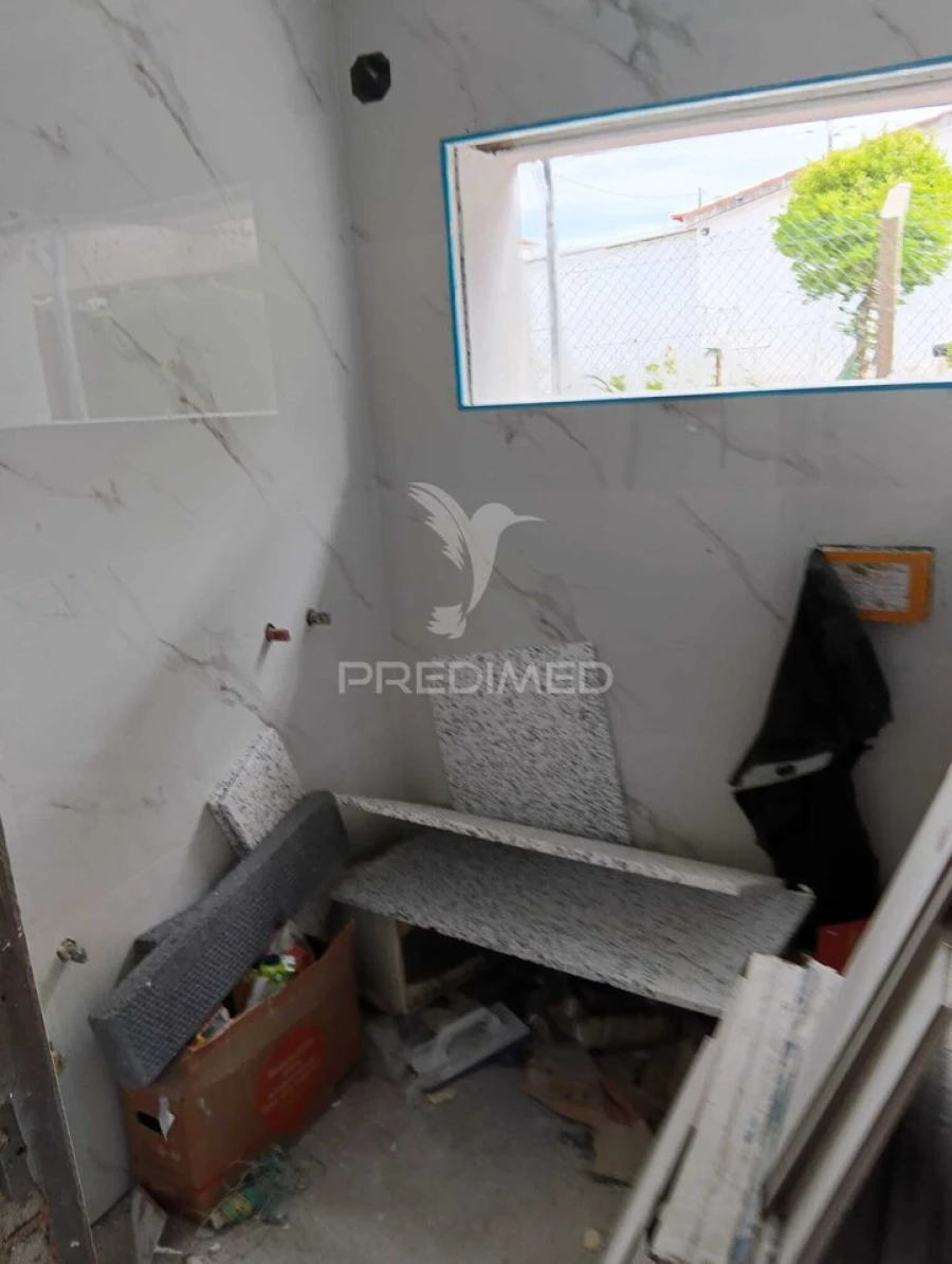 Moradia T3 para Venda em Fernao Ferro Foto 9