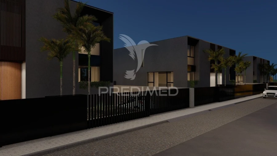 Moradia T3 para Venda em Mire de Tibães Foto 22