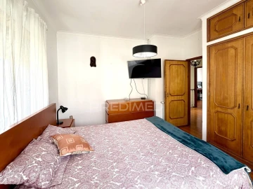 Moradia T4 para Venda em Oliveira do Douro