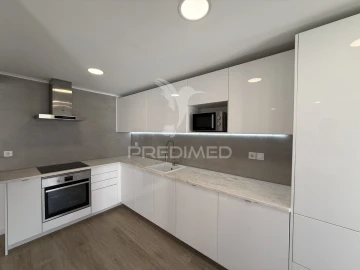 Apartamento T2 para Venda em Marvila, Ribeira Santarém, São Salvador, São Nicolau