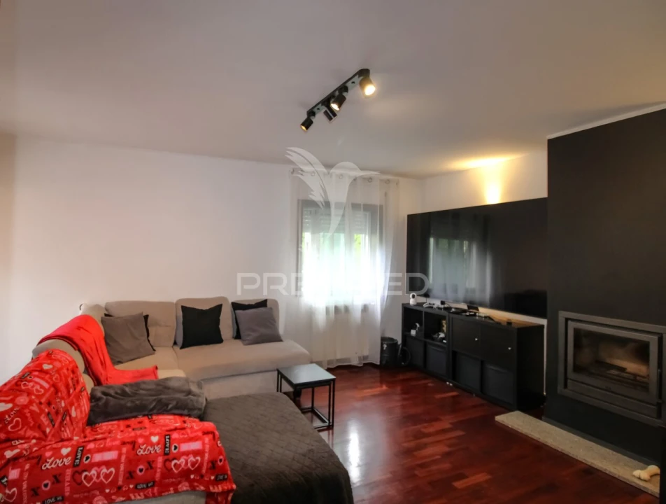 Apartamento T3 para Venda em Rio Tinto Foto 6