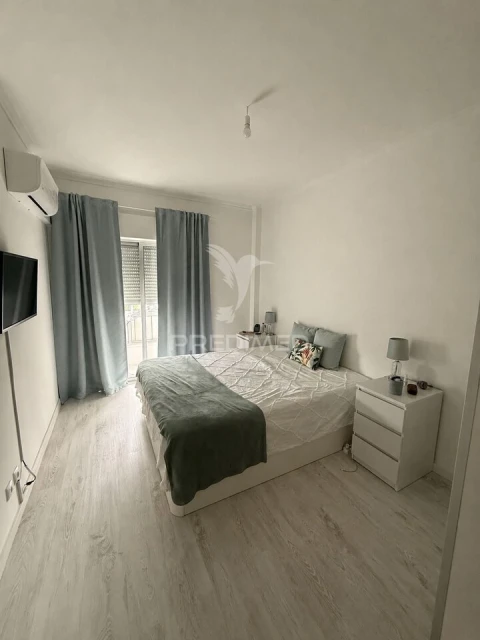 Apartamento T2 para Venda em Póvoa de Santa Iria e Forte da Casa