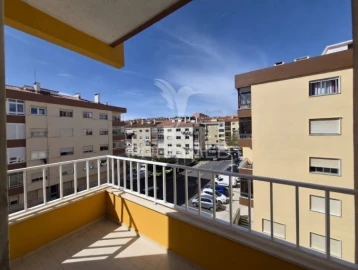 Apartamento T2 para Venda em Rio de Mouro