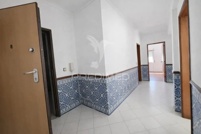 Apartamento T2 para Venda em Rio de Mouro