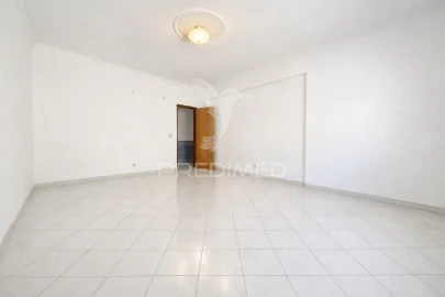 Apartamento T2 para Venda em Rio de Mouro