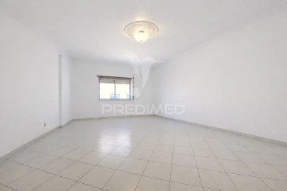 Apartamento T2 para Venda em Rio de Mouro