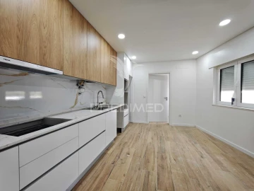 Apartamento T3 para Venda em Coruche, Fajarda e Erra