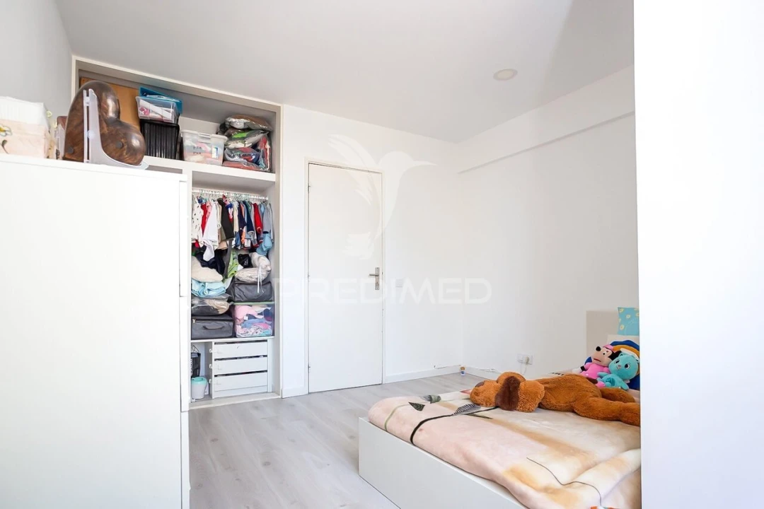 Apartamento T2 para Venda em Laranjeiro e Feijó Foto 4