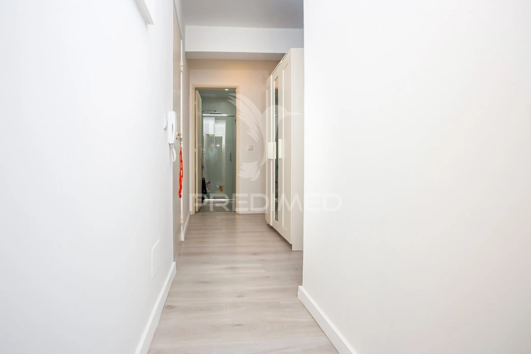 Apartamento T2 para Venda em Laranjeiro e Feijó Foto 3
