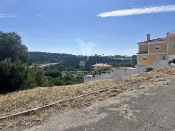 Terreno para Venda em Rio de Mouro