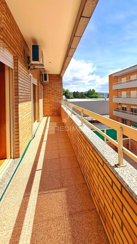 Apartamento T2 para Venda em Pousada de Saramagos