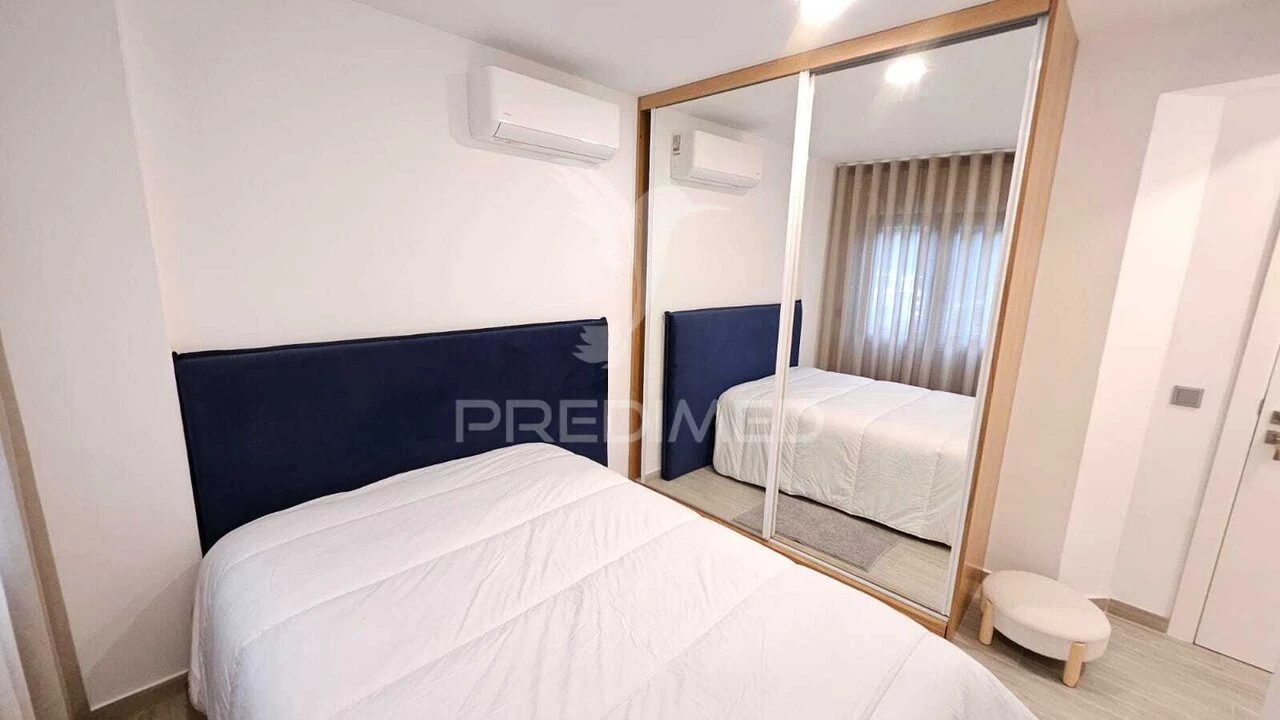 Apartamento T2 para Venda em Falagueira-Venda Nova Foto 2