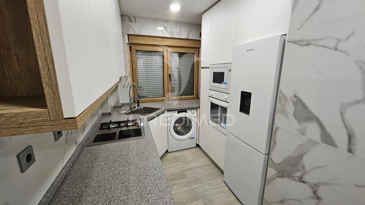 Apartamento T2 para Venda em Falagueira-Venda Nova Foto 5