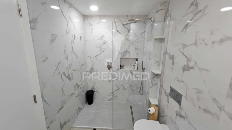 Apartamento T2 para Venda em Falagueira-Venda Nova Foto 7
